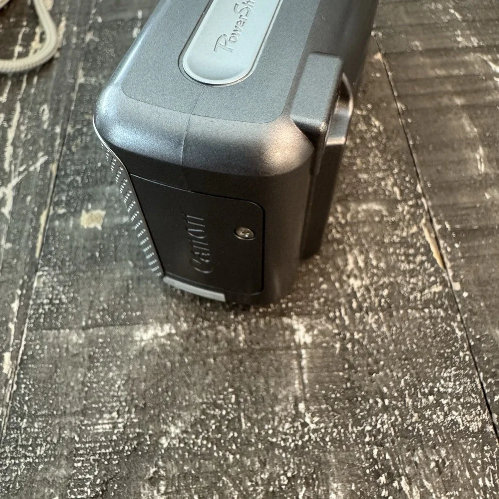 Canon PowerShot A410 Digital y2k Camera 3.2MP Silver Compact Digicam WORKS